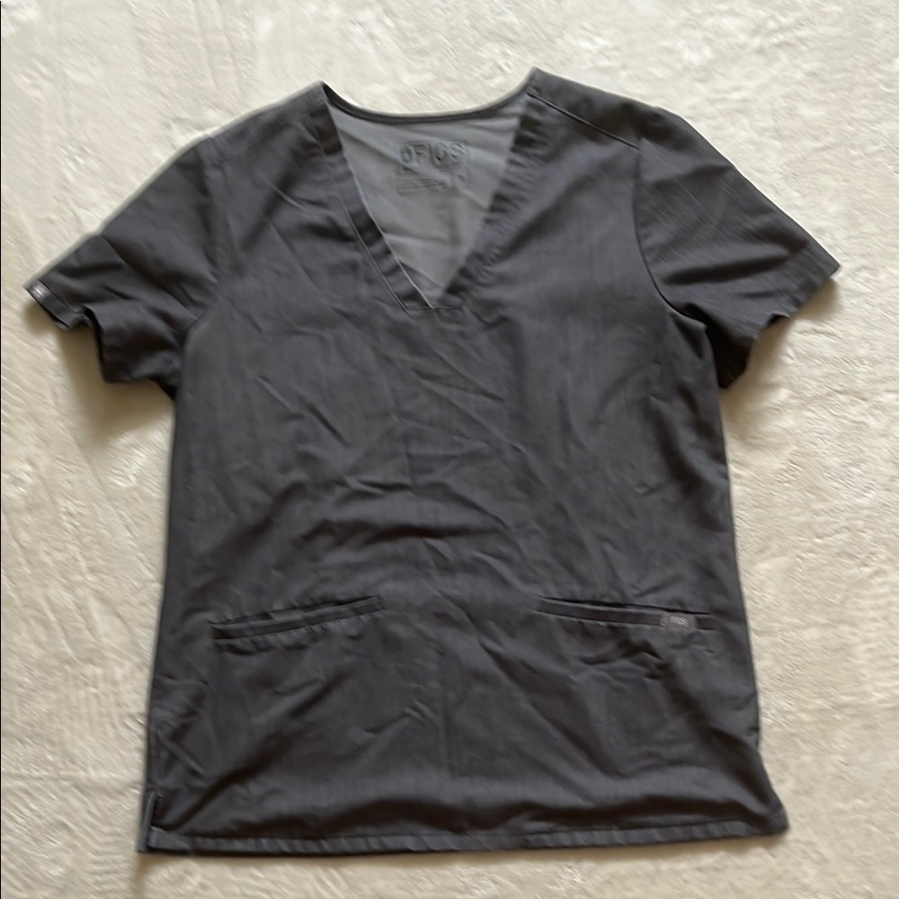 Women’s Figs Graphite Dual Pocket Scrub Top